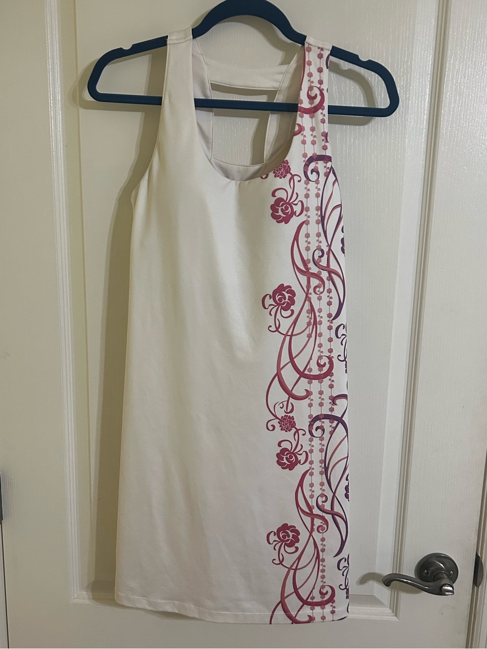 Athleta Sport-dress w/built in bra Small